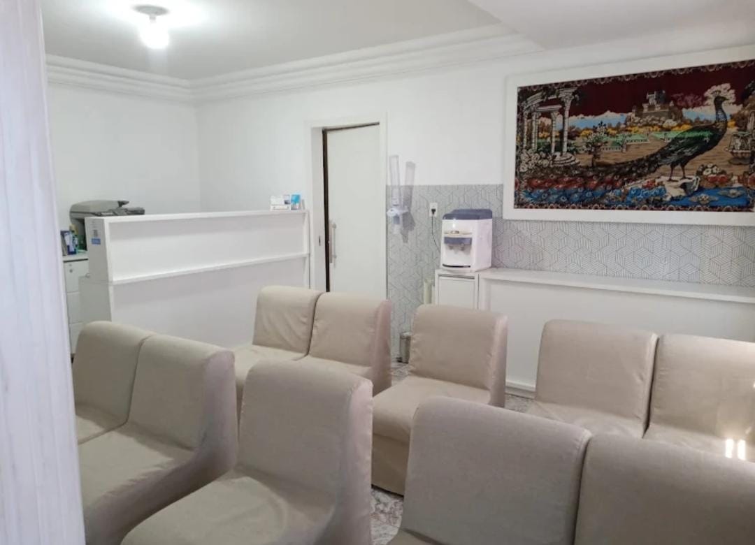 Ambiente de espera e recepção da Odonto FAV