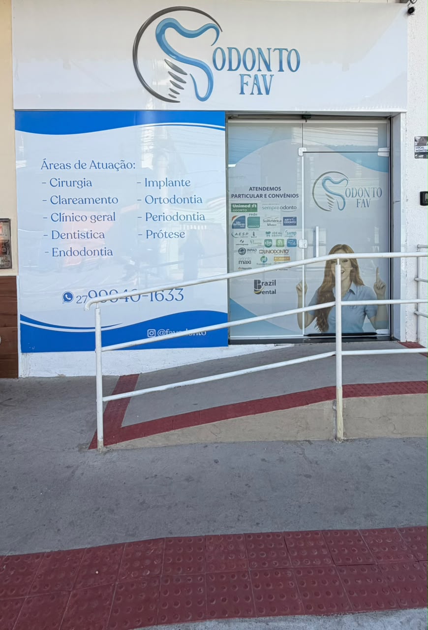 Fachada da clínica Odonto FAV em Serra - ES